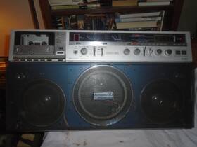 Cs-88 Aiwa Vintage 2band Am/fm Radio Cassette Player Working