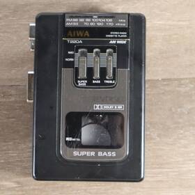 Hs-t220a Aiwa Portable Super Bass Radio Cassette Tape Player Flawed