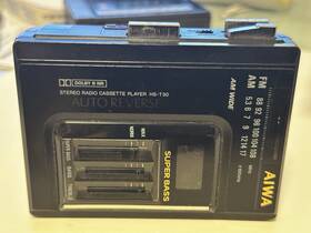 Hs-t230 Aiwa Vintage Walkman Fm/am Cassette Player Super Bass Tested Works