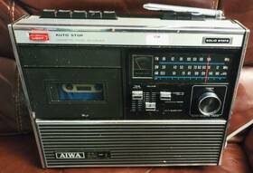 Tpr-210 Aiwa Vintage Cassette Radio Recorder Very Rare And Hard To Find Japan