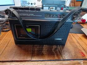 Aiwa Tpr-601 1974 Model Cassette Radio Recorder And Carrying Case - Works