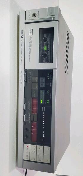 Akai Cs-f36 Vintage Rare 1980 Cassette Deck Silver Front Classic Hi-fi Japan