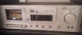 Fm-2310 Akai #210 Deck With Dolby And Digital Vu Meters