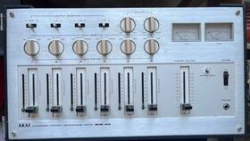 Mm-62 Akai 6 Channel Microphone Mixer Untested / For Parts