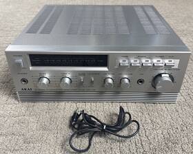 Akai Uc-u4 Vtg Model Stereo Integrated Mini Amplifier Made In Japan Tested Clean