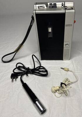 Ampex 7720016-01 Vintage Micro 7 Cassette Recorder With Mic And Earphone Cat Portable Dictation