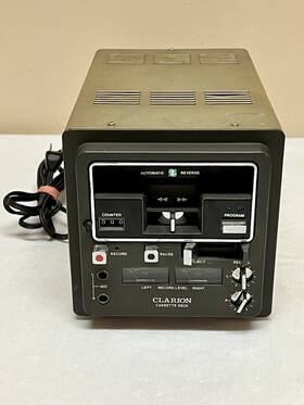 Md-8000a Clarion Vintage Cassette Deck - Ultra Rare Powers On