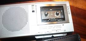 J551 Craig Vintage Micro Cassette Tape Recorder 2 Speeds Faux Leather Case
