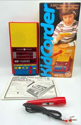 Ge 044319350173 General Electric Kid Corder Cassette Tape Recorder/player With Microphone Tested