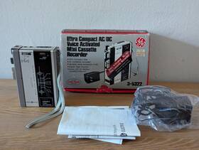 3-5322 Ge Vintage General Electric Cassette Tape Recorder Player Model Tested