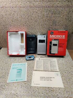 3-5330 Ge Micro Ii Cassette Recorder Player Model With Box Instructions And 2 Tapes