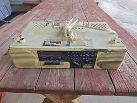 7-425a Ge Spacemaker Am/fm Cassette Player Model # Works