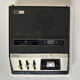 M8416a Ge Vintage General Electric Portable Cassette Recorder M8416a. In Original Box