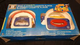 High Frequency 400020539700 Toys R Us Sing-a-long Cassette Player And Stereo