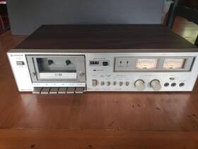 D-33s Hitachi For Parts Repair. Rare Vintage. See Description