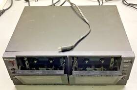 Hitachi D-m22 Stereo Cassette Deck