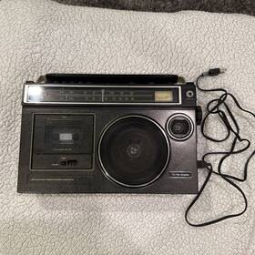 681-3880 Hitachi Trk-5240 Jc Penny Vintage Boombox Fm Radio Cassette Playback