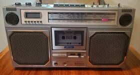 Trk-8130w Hitachi Trk-8130w. Stereo Cassette Recorder