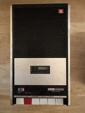 Trq-220 Hitachi Vtg Portable Cassette Tape Recorder As Is