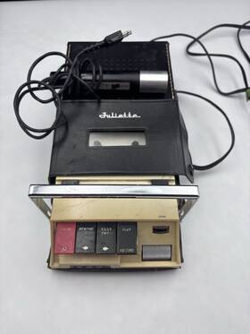 Ctp-2001 Juliette Solidstate Nine Portable Cassette Recorder Model Ctp2001 2427 Vintage