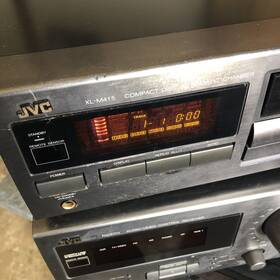Xl-m415 Jvc Compact Disc Player For Repair / Parts Powers On No Remote