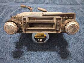 Kid-581u Kraco Vtg Dashmaster Am/fm Stereo Cassette Player Working