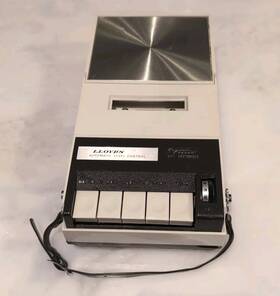 Lloyds 2v96a-114c Cassette Tape Recorder Automatic Level Control - 2v96a 114c Plays