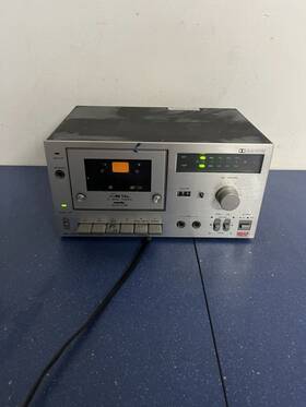 Md-1000 Megatech Stereo Cassette And Tape Deck Noise Silver Powers On Untested