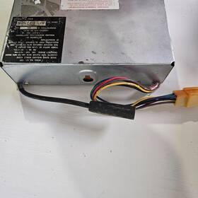 057828 Midland Cassette Player Car