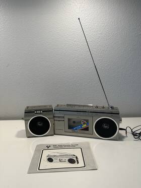 Cr2001 Mini Slim Vintage 80s Am/fm Radio Cassette Recorder Boombox Detachable Spkrs