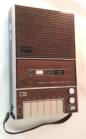 Gen-3924a Montgomery Ward Vintage Airline Cassette Player Recorder Model 3924a Like Mint