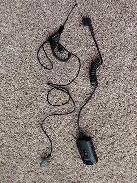 Motorola Hmn-9037 Voice Activated Vox Hands-free Adapter With Earpiece
