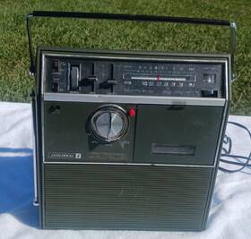 3240 Penncrest Rare Vintage Am Fm Tuner Cassette Tape Player Recorder Portable #