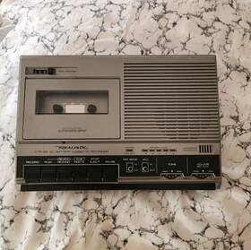 14-808b Radio Shack Vintage Shack/realistic Voice Actuated Cassette Recorder Ctr-68