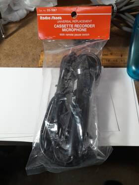 33-1067 Radioshack Vintage Radio Shack Audio Cassette Recorder Microphone New