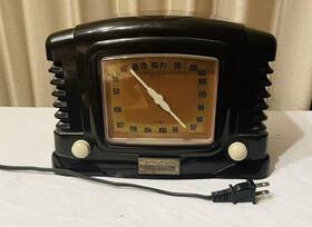 763f Radioshack 1991 Am/fm Radio/cassette 1940s Replica All Functions Work