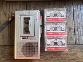 14-1017 Realistic Micro 14 1017 Cassette Recorder Tested Works