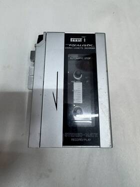 14-1037 Realistic Stereo Cassette Recorder