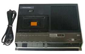 Ctr-20b Realistic Vintage Cassette Tape Recorder 14-825 Ac/dc Battery Test Work