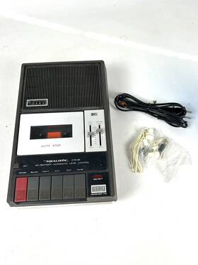 Ctr-35 Realistic Vintage Portable Cassette Tape Recorder/player Works