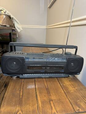 Scr-41 Realistic Dual Cassette Dubbing Boombox Tested