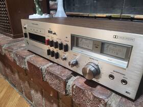 Tr-803 Realistic Vintage Cassette Deck. Read
