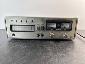 14-947 Realistic Tr-884 Vintage Cartridge Tape Recorder Model 14-947. Untested