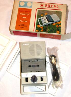 Lct-905 Royal Vintage Solid State Cassette Tape Player For Repair With Box Looks Unused