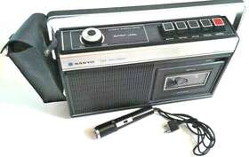 M2210 Sanyo Vintage Portable Cassette Tape Recorder Player With Mic Parts Only