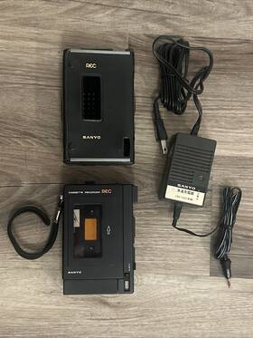 Mr-1000 Sanyo Vintage Rare Cassette Recorder Rec For Parts Partially Tested