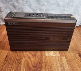 Mr-4110e Sanyo Vtge Radio Cassette Recorder Read