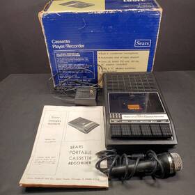 564.21580600 Sears 21580600 Cassette Recorder Solid State Black Model With Mic/box Read