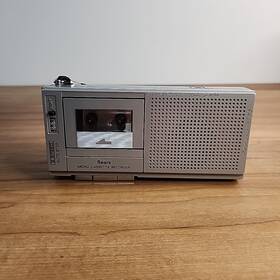 304.21710150 Sears Vintage Micro Cassette Recorder 2 Speed Made In Japan Model