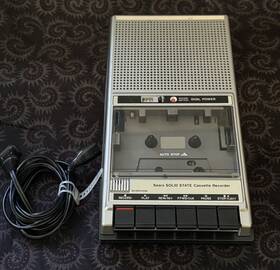 564.21689150 Sears 564-21689150 Vintage Solid State Cassette Recorder Player - Tested And Works